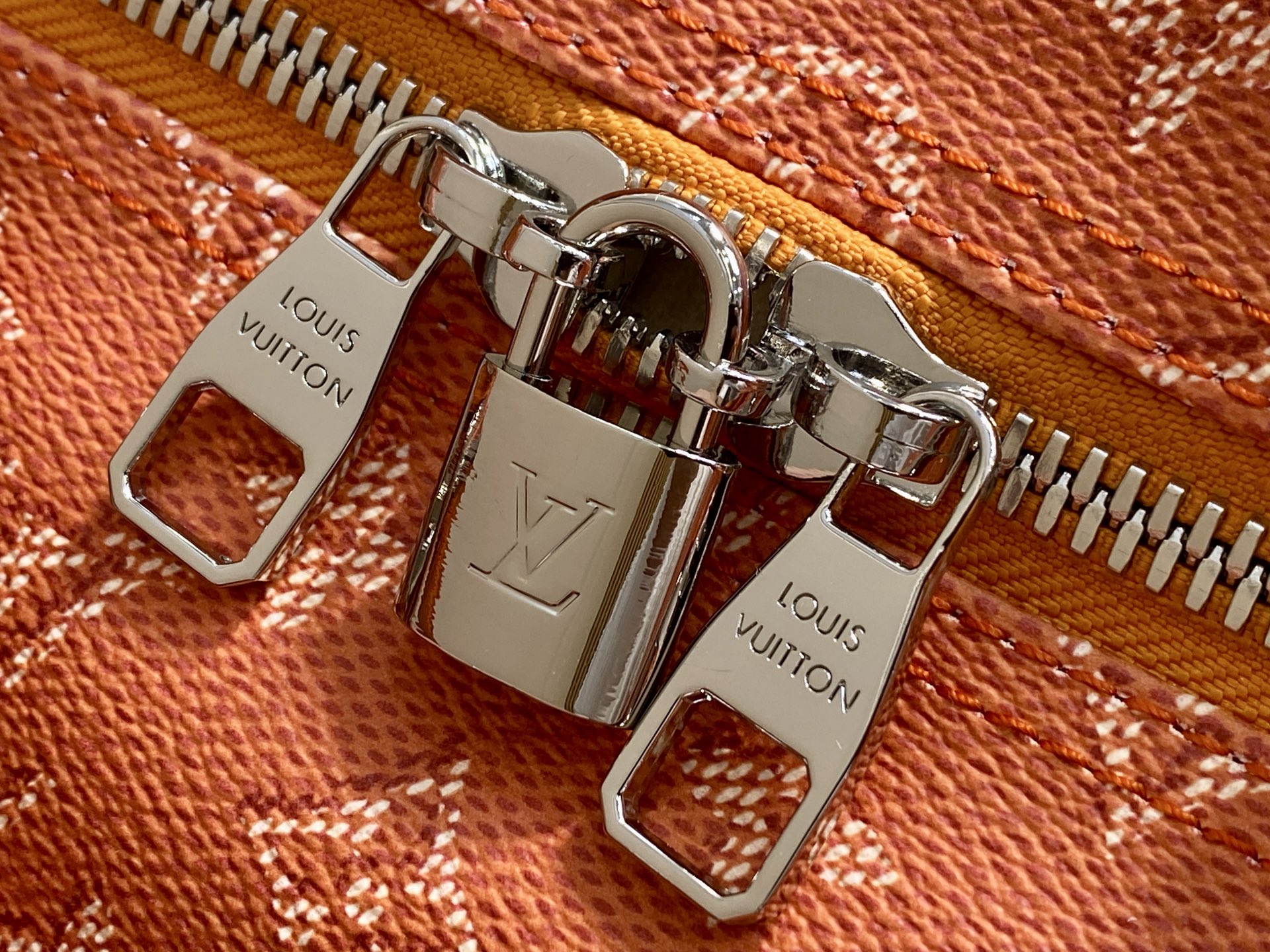 Louis Vuitton Keepall Bandouliere 50 Coral Monogram 50 travel