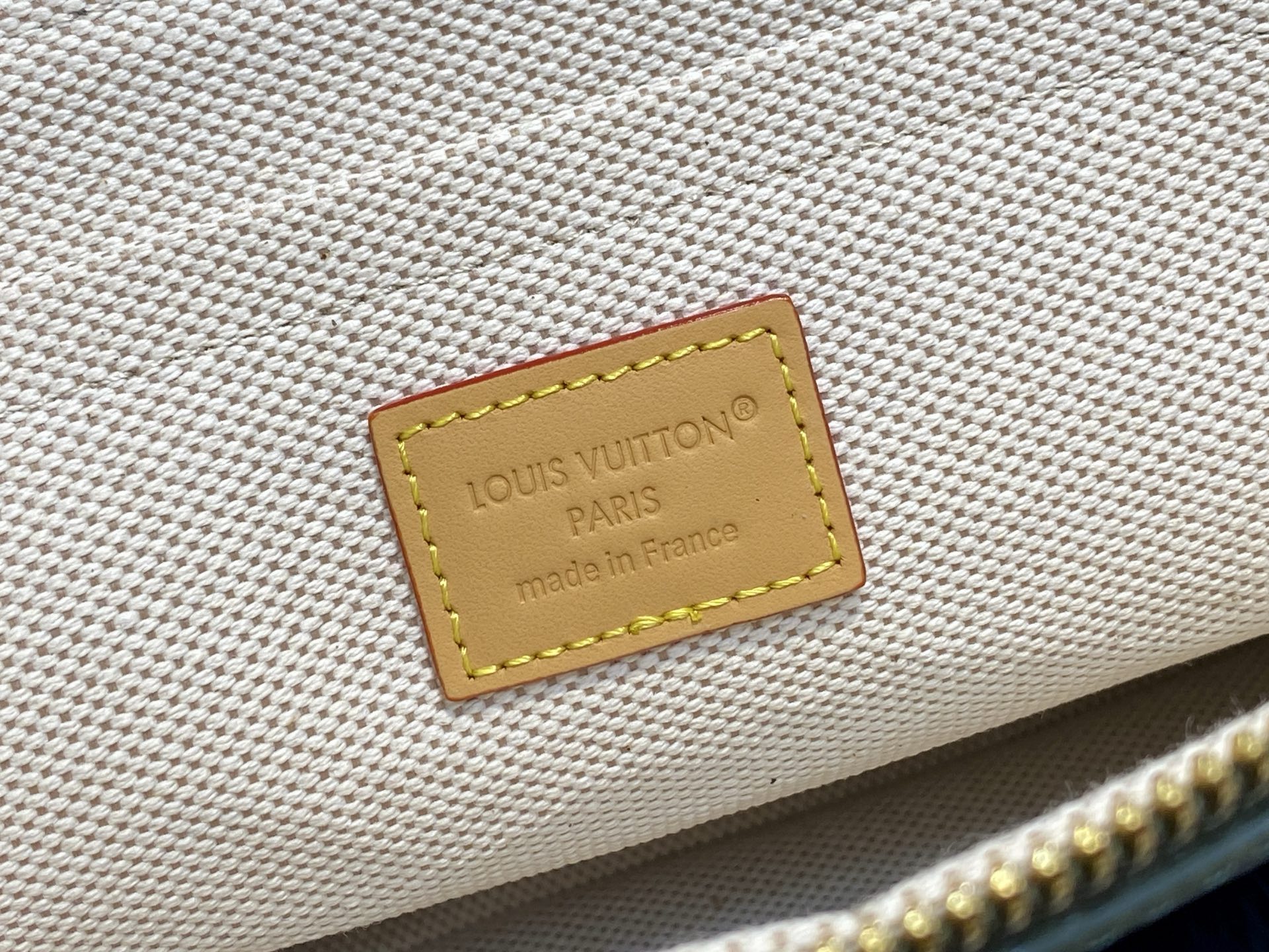 LV Style Green Leather Clutch Bags Clutch detail image 9 from source 759913