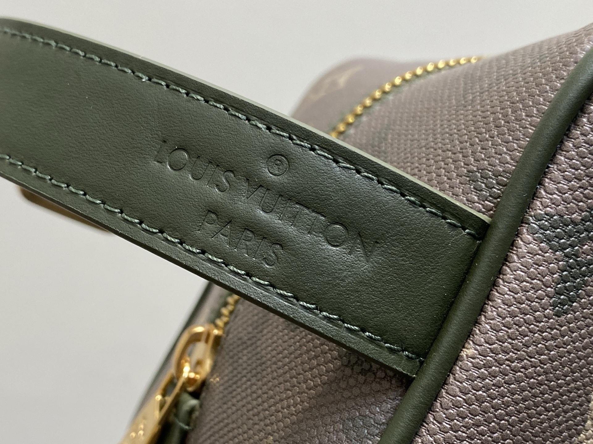 LV Style Beige Canvas Toiletry Bag Bags Toiletry Bag detail image 5 from source 759914