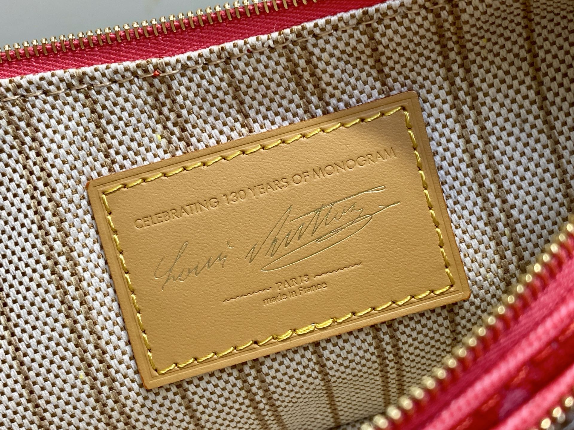 LV Style Red Leather Clutch Bags Clutch detail image 9 from source 759899