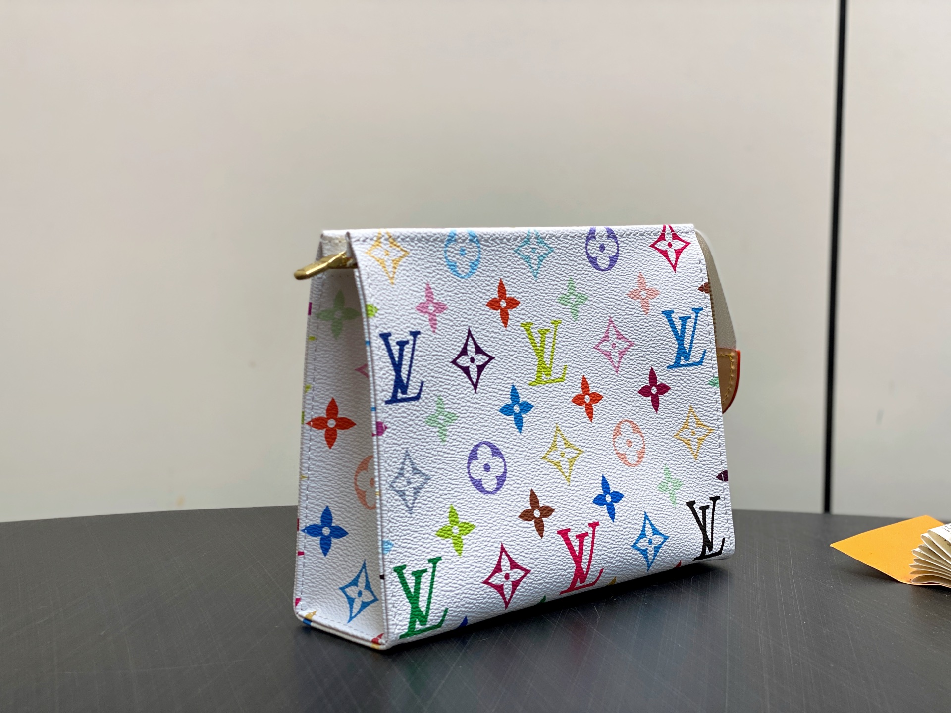 LV Style White Leather Travel Bag Lookbook Reference image 2