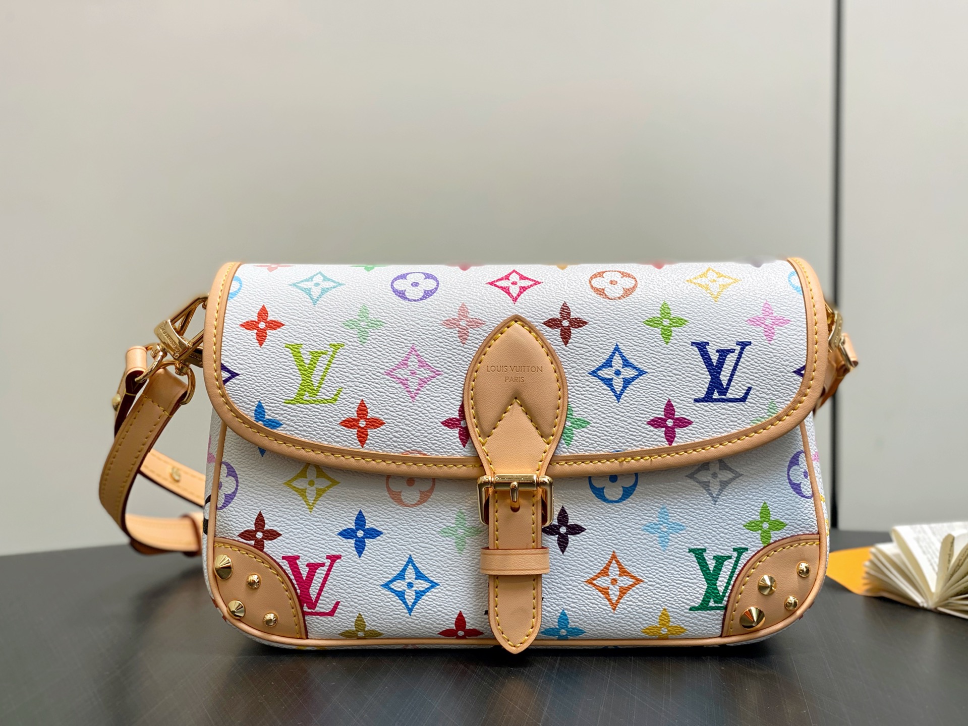 LV Style White Leather Top Handle Bag Lookbook Reference image 1