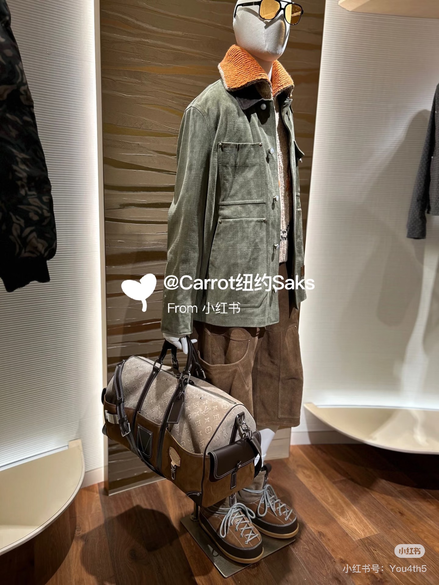 Louis Vuitton M26127 Monogram Canvas Brown travel