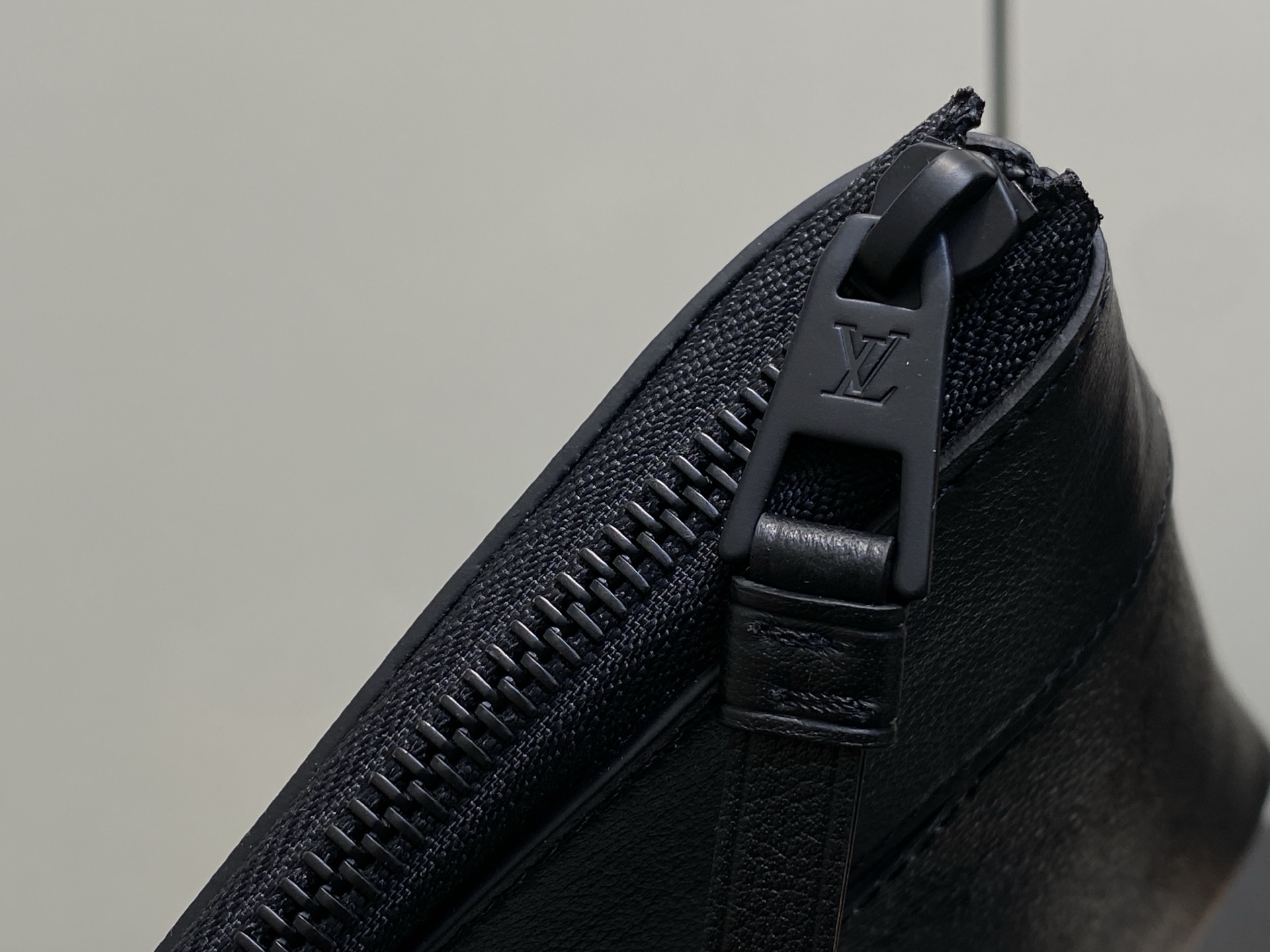 Louis Vuitton Pochette Voyage Souple Monogram Eclipse Standard everyday
