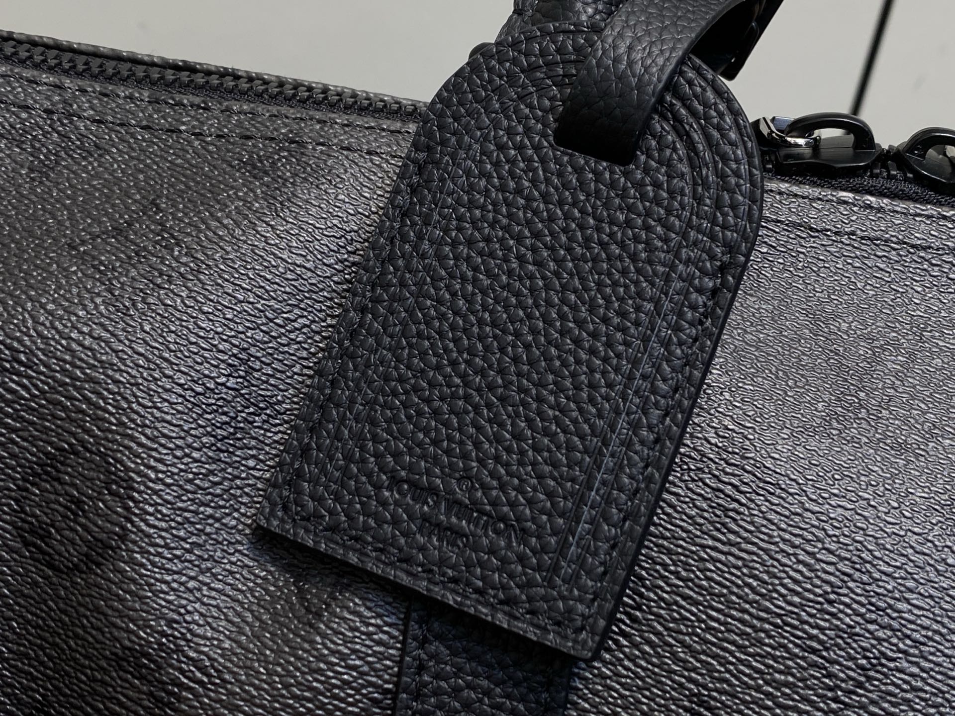Louis Vuitton Keepall Bandoulière 35 black Monogram Midnight leather 35cm travel