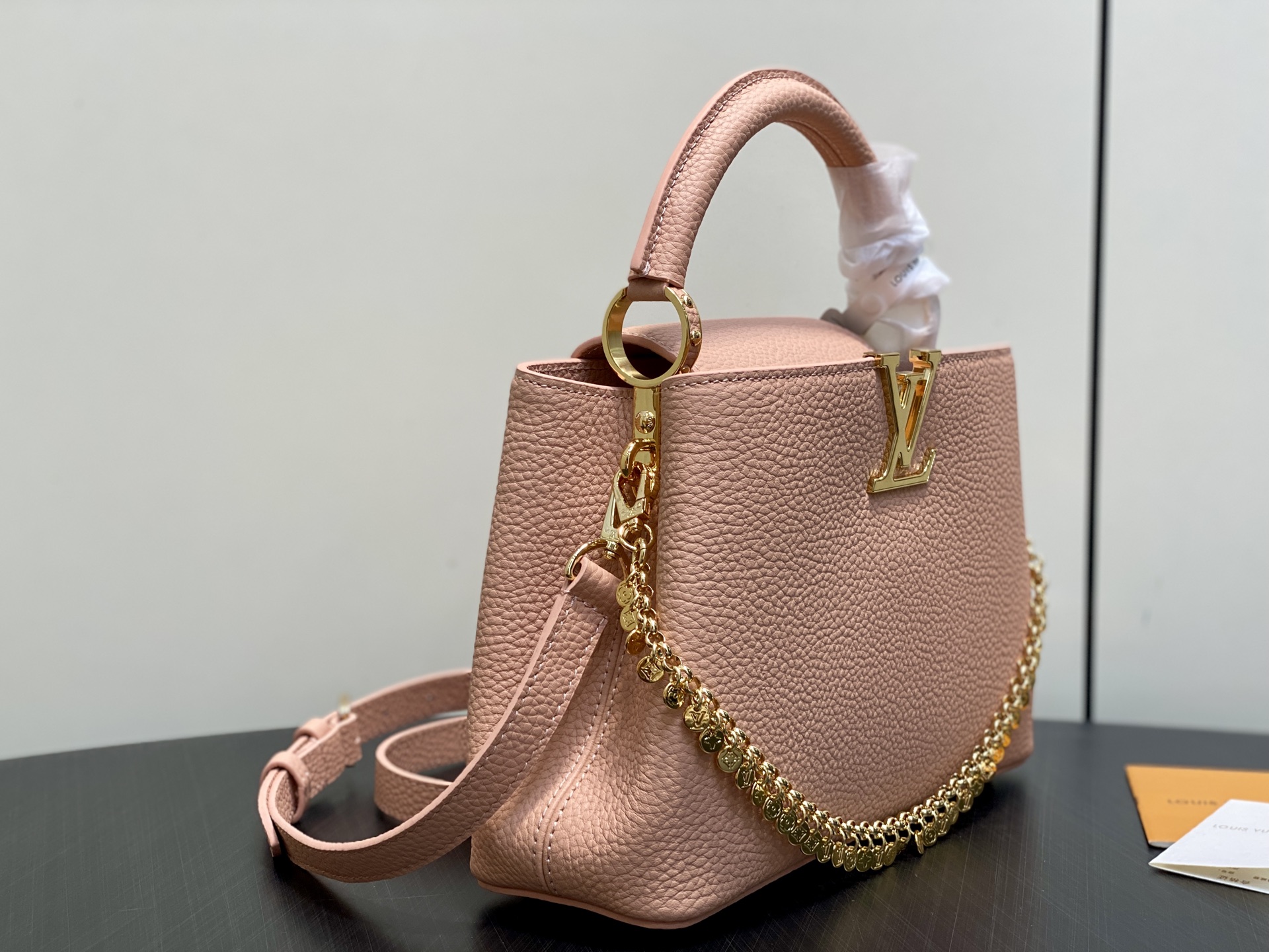 Louis Vuitton M28197 Pink BB crossbody everyday