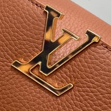 【顶级原单】M29443棕色 全皮链条cap那英款 当季新款 CAPUCINES EAST WEST 迷你手袋 本款 C 【顶级原单】M29443棕色 全皮链条cap那英款 当季新款 CAPUCINES EAST WEST 迷你手袋 本款 C