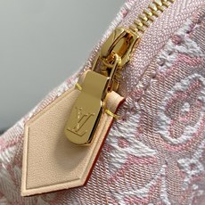 【顶级原单】M2A419粉色提花 牛仔小号化妆包 POCHETTE COSMÉTIQUE 小号化妆包 M2A320 白色 【顶级原单】M2A419粉色提花 牛仔小号化妆包 POCHETTE COSMÉTIQUE 小号化妆包 M2A320 白色