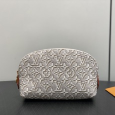【顶级原单】M2A320白色提花 牛仔小号化妆包 POCHETTE COSMÉTIQUE 小号化妆包 M2A320 白色 【顶级原单】M2A320白色提花 牛仔小号化妆包 POCHETTE COSMÉTIQUE 小号化妆包 M2A320 白色