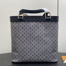 【顶级原单】M92609蓝白色 丹宁牛仔开口笑托特包中古包 Lucille 大号手提袋 (典藏款)Vintage Lv 【顶级原单】M92609蓝白色 丹宁牛仔开口笑托特包中古包 Lucille 大号手提袋 (典藏款)Vintage Lv