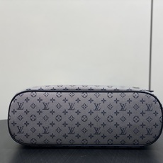 【顶级原单】M92609蓝白色 丹宁牛仔开口笑托特包中古包 Lucille 大号手提袋 (典藏款)Vintage Lv 【顶级原单】M92609蓝白色 丹宁牛仔开口笑托特包中古包 Lucille 大号手提袋 (典藏款)Vintage Lv