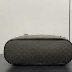 【顶级原单】M92681绿色 丹宁牛仔开口笑托特包中古包 Lucille 大号手提袋 (典藏款)Vintage Lv 手 【顶级原单】M92681绿色 丹宁牛仔开口笑托特包中古包 Lucille 大号手提袋 (典藏款)Vintage Lv 手