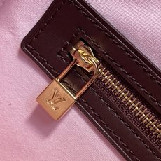 【顶级原单】M92677树莓粉 丹宁牛仔开口笑托特包中古包 Lucille 大号手提袋 (典藏款)Vintage Lv 【顶级原单】M92677树莓粉 丹宁牛仔开口笑托特包中古包 Lucille 大号手提袋 (典藏款)Vintage Lv