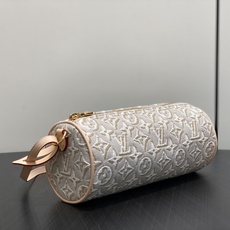 【顶级原单】M29881白色提花 丹宁牛仔圆筒包腋下包 POCHETTE PAPILLON 手袋 本款 Pochette 【顶级原单】M29881白色提花 丹宁牛仔圆筒包腋下包 POCHETTE PAPILLON 手袋 本款 Pochette