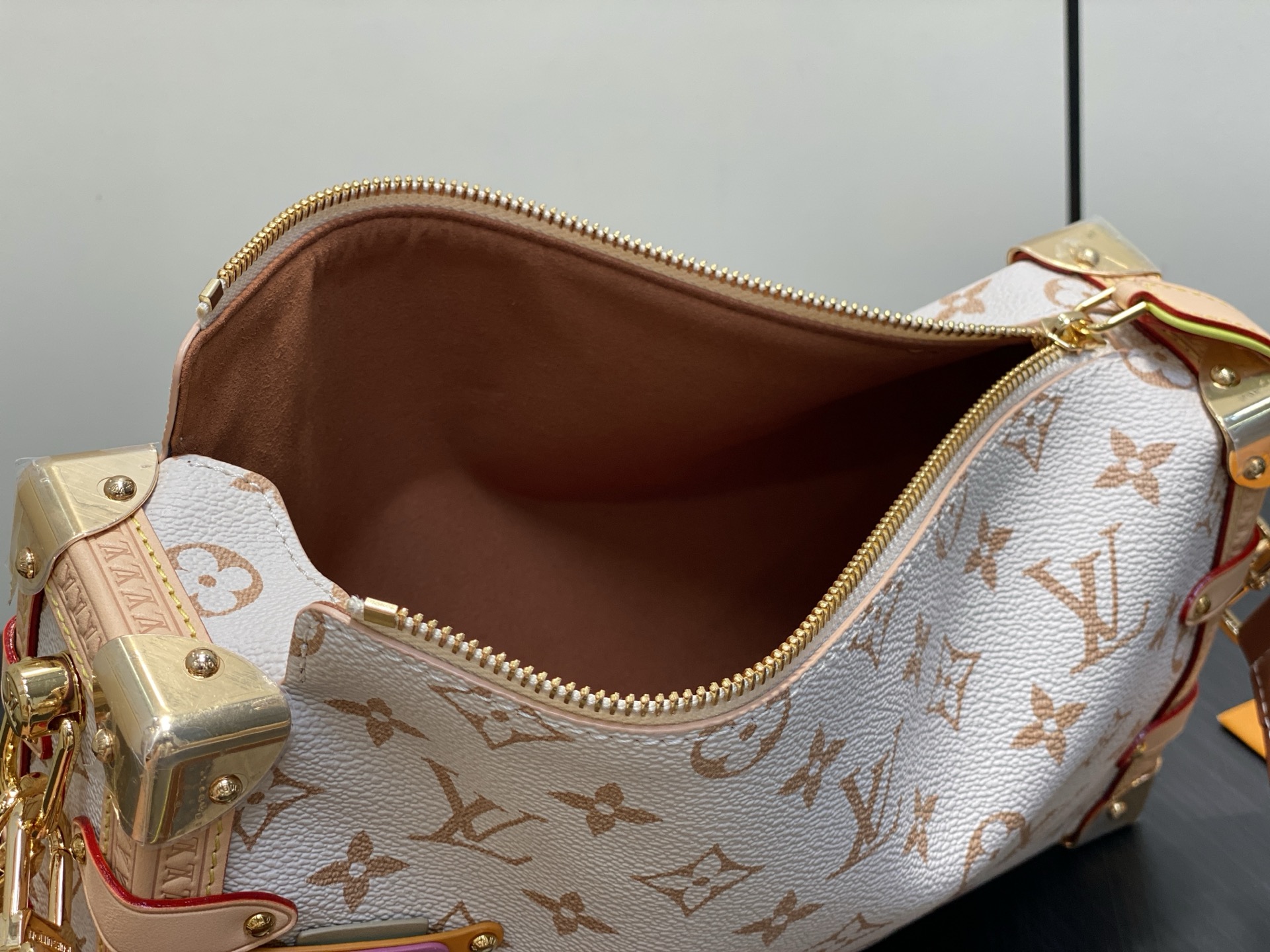 【顶级原单】M29913沙丘色 白花软盒子 SIDE TRUNK EAST-WEST 中号手袋 本款 Side Trun
