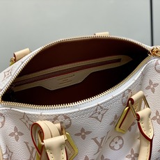 【顶级原单】M2A038沙丘色 白花拼色speedy枕头包 SPEEDY BANDOULIÈRE 25 手袋 LV Cr 【顶级原单】M2A038沙丘色 白花拼色speedy枕头包 SPEEDY BANDOULIÈRE 25 手袋 LV Cr