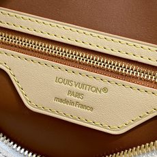【顶级原单】M2A038沙丘色 白花拼色speedy枕头包 SPEEDY BANDOULIÈRE 25 手袋 LV Cr 【顶级原单】M2A038沙丘色 白花拼色speedy枕头包 SPEEDY BANDOULIÈRE 25 手袋 LV Cr