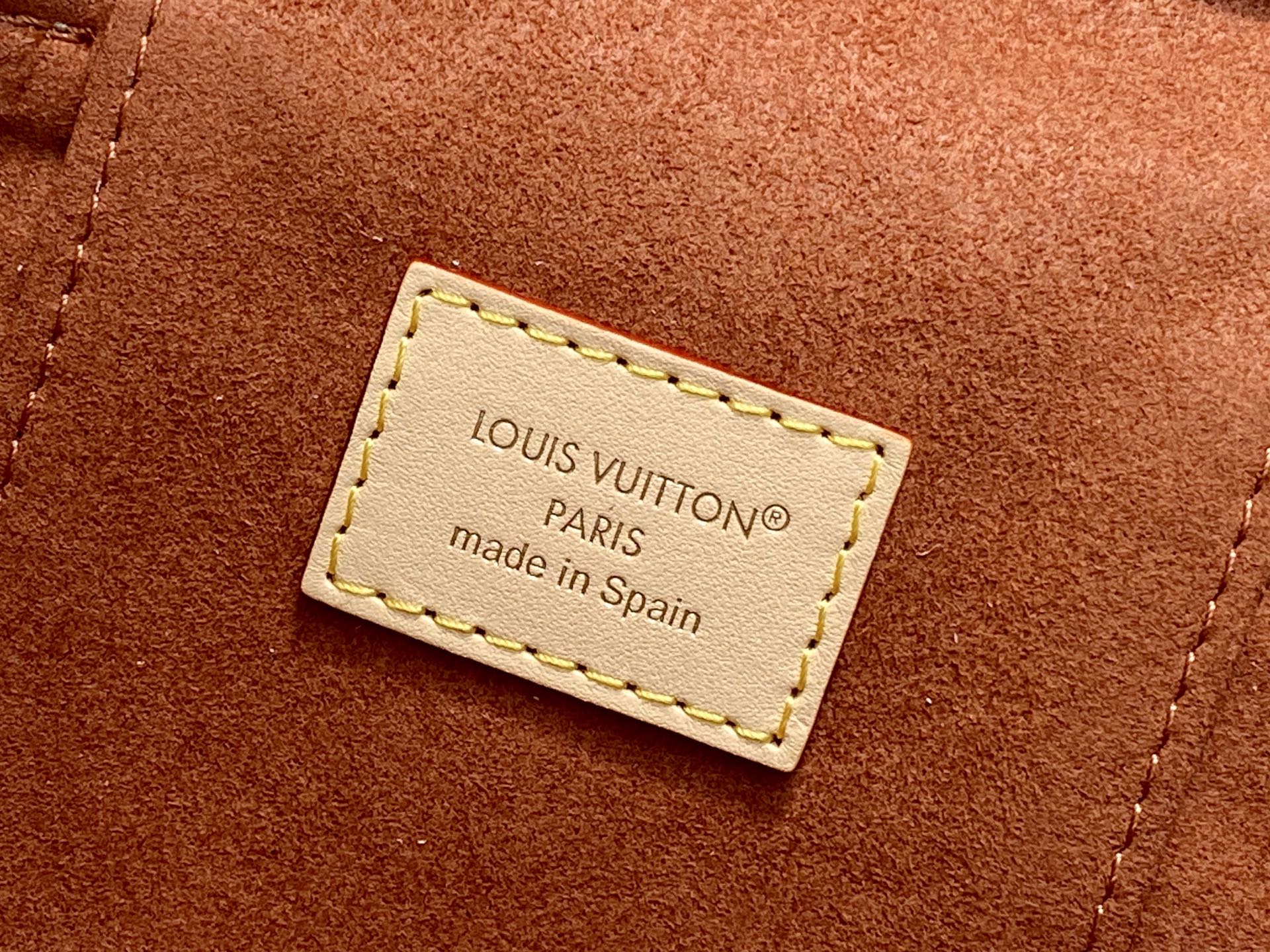 【顶级原单】M29782沙丘色 拼色链条化妆包 VANITY CHAIN POUCH 手袋 Vanity Chain P 【顶级原单】M29782沙丘色 拼色链条化妆包 VANITY CHAIN POUCH 手袋 Vanity Chain P
