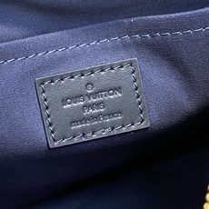 【顶级原单】M92680深蓝色 丹宁牛仔开口笑托特包中古包 Lucille 小号手提袋 (典藏款)Vintage Lv 【顶级原单】M92680深蓝色 丹宁牛仔开口笑托特包中古包 Lucille 小号手提袋 (典藏款)Vintage Lv