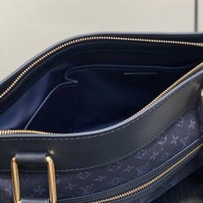 【顶级原单】M92680深蓝色 丹宁牛仔开口笑托特包中古包 Lucille 小号手提袋 (典藏款)Vintage Lv 【顶级原单】M92680深蓝色 丹宁牛仔开口笑托特包中古包 Lucille 小号手提袋 (典藏款)Vintage Lv