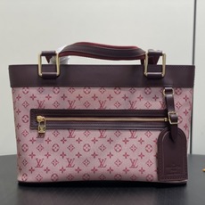 【顶级原单】M92678树莓粉 丹宁牛仔开口笑托特包中古包 Lucille 小号手提袋 (典藏款)Vintage Lv 【顶级原单】M92678树莓粉 丹宁牛仔开口笑托特包中古包 Lucille 小号手提袋 (典藏款)Vintage Lv