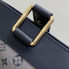 【顶级原单】M92610蓝白色 丹宁牛仔开口笑托特包中古包 Lucille 小号手提袋 (典藏款)Vintage Lv 【顶级原单】M92610蓝白色 丹宁牛仔开口笑托特包中古包 Lucille 小号手提袋 (典藏款)Vintage Lv
