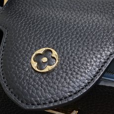 【顶级原单】M29608黑色 链条全皮cap那英款 当季新款 CAPUCINES BB 手袋 本款 Capucines 【顶级原单】M29608黑色 链条全皮cap那英款 当季新款 CAPUCINES BB 手袋 本款 Capucines
