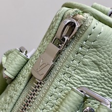 【顶级原单】M2A387薄荷绿 全皮压花speedy枕头包 本款季节限定 Nano Speedy 手袋 归属 Rainb 【顶级原单】M2A387薄荷绿 全皮压花speedy枕头包 本款季节限定 Nano Speedy 手袋 归属 Rainb
