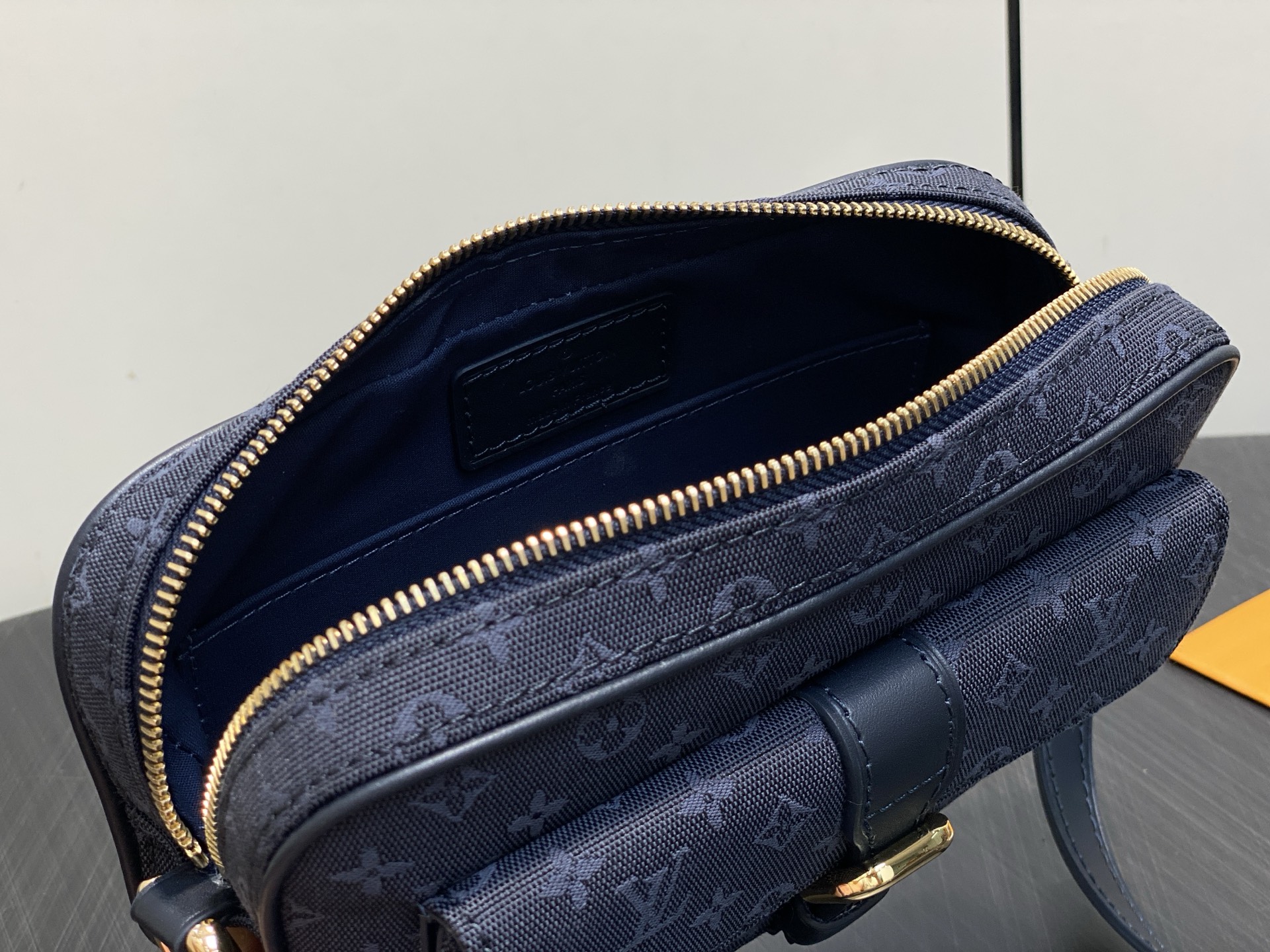 【顶级原单】M92216深蓝色 丹宁牛仔中古相机包 Vintage Lv 相机包 丹宁牛仔搭配牛皮饰边 Lv vinta