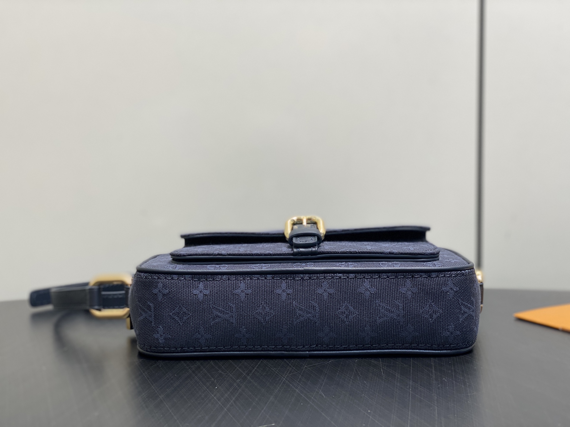 【顶级原单】M92216深蓝色 丹宁牛仔中古相机包 Vintage Lv 相机包 丹宁牛仔搭配牛皮饰边 Lv vinta
