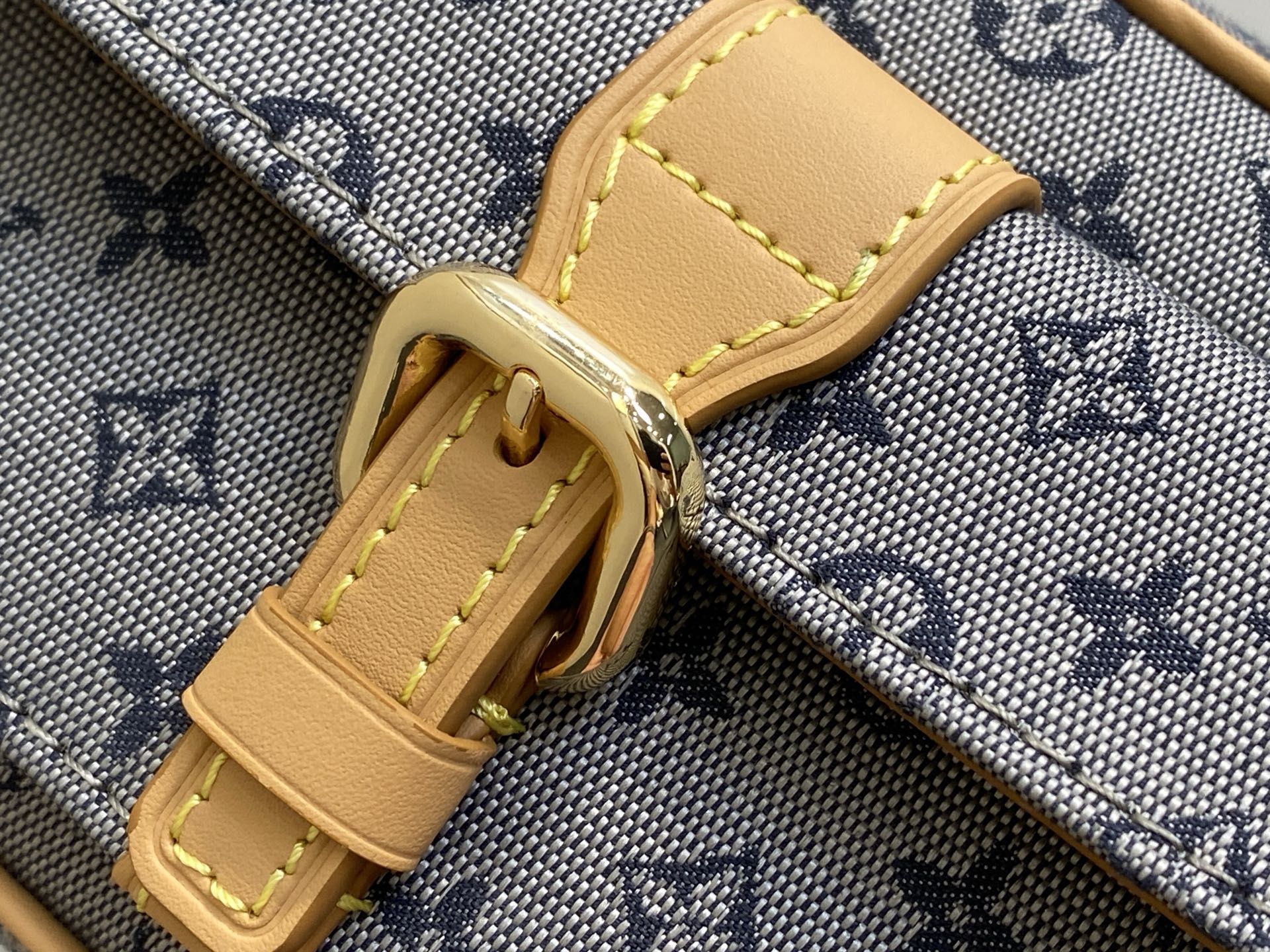 【顶级原单】M92004蓝白黄皮 丹宁牛仔中古相机包 Vintage Lv 相机包 丹宁牛仔搭配牛皮饰边 Lv vint