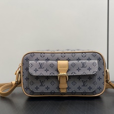 【顶级原单】M92004蓝白黄皮 丹宁牛仔中古相机包 Vintage Lv 相机包 丹宁牛仔搭配牛皮饰边 Lv vint 【顶级原单】M92004蓝白黄皮 丹宁牛仔中古相机包 Vintage Lv 相机包 丹宁牛仔搭配牛皮饰边 Lv vint