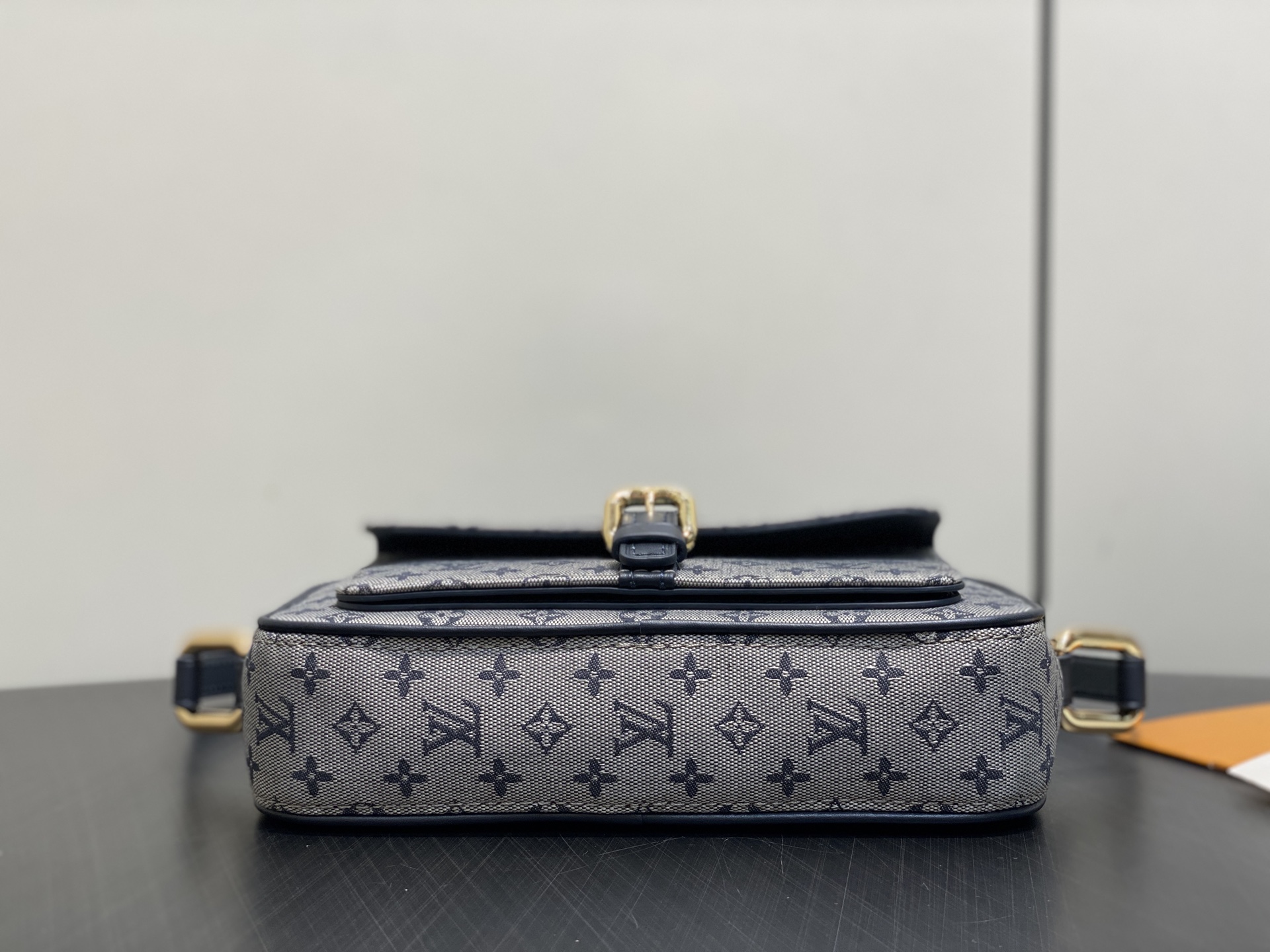 【顶级原单】M92217蓝白色 丹宁牛仔中古相机包 Vintage Lv 相机包 丹宁牛仔搭配牛皮饰边 Lv vinta