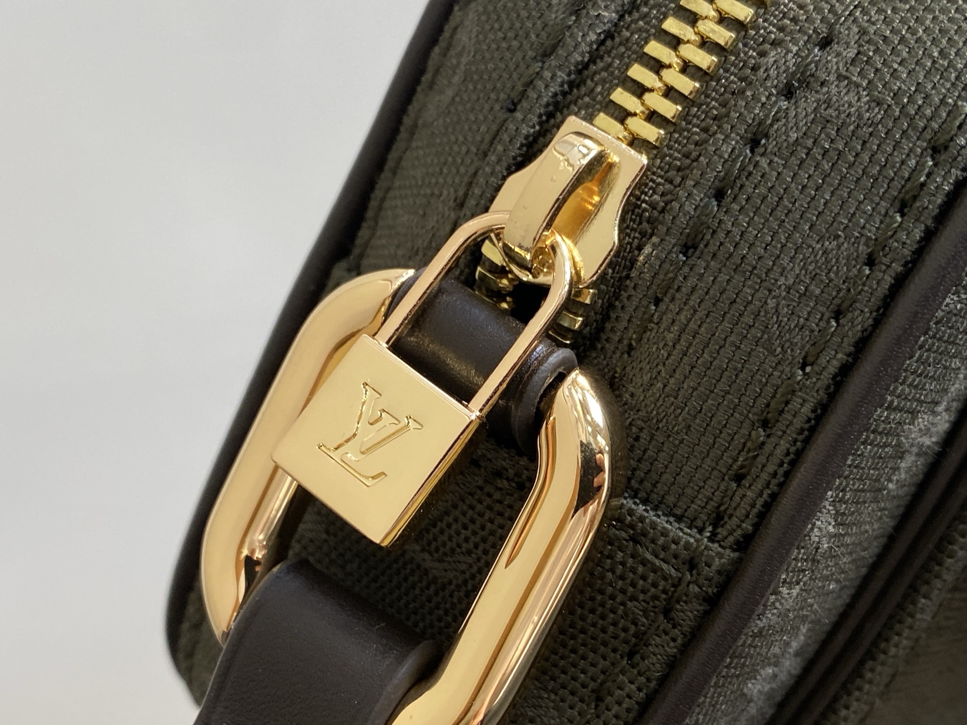 【顶级原单】M92218绿色 丹宁牛仔中古相机包 Vintage Lv 相机包 丹宁牛仔搭配牛皮饰边 Lv vintag