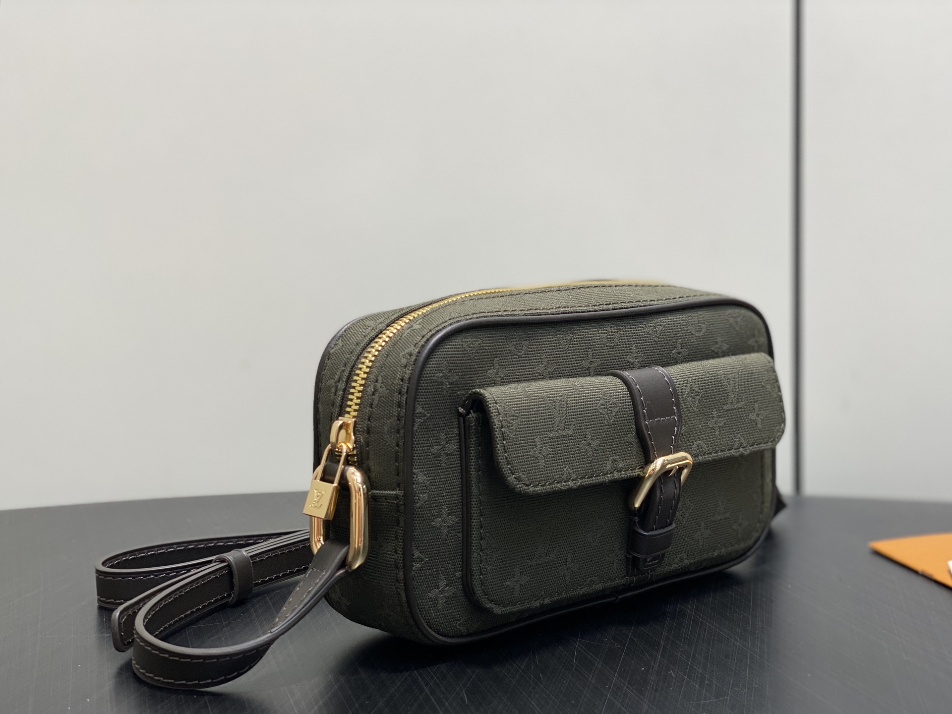 【顶级原单】M92218绿色 丹宁牛仔中古相机包 Vintage Lv 相机包 丹宁牛仔搭配牛皮饰边 Lv vintag