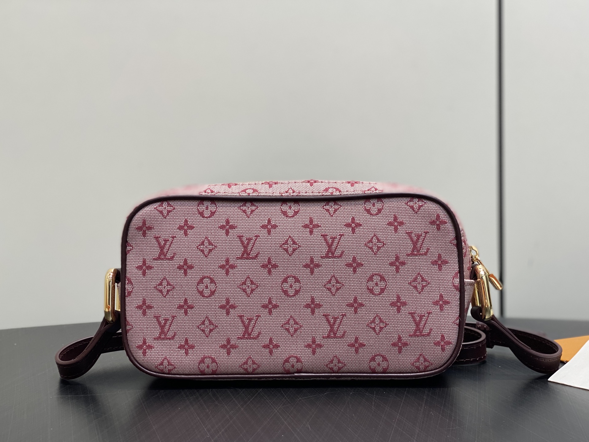 【顶级原单】M92219树莓粉 丹宁牛仔中古相机包 Vintage Lv 相机包 丹宁牛仔搭配牛皮饰边 Lv vinta