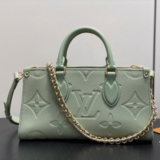【顶级原单】M2A337薄荷绿 全皮压花链条四方包 OnTheGo 小号手袋 本款 Monogram Empreinte 【顶级原单】M2A337薄荷绿 全皮压花链条四方包 OnTheGo 小号手袋 本款 Monogram Empreinte