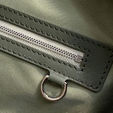 【顶级原单】M28837黑花卡其绿 45cm旅行袋 Keepall Bandoulière 45 旅行袋 本款采用Mon 【顶级原单】M28837黑花卡其绿 45cm旅行袋 Keepall Bandoulière 45 旅行袋 本款采用Mon