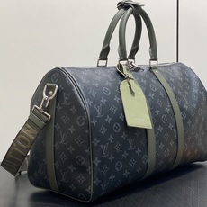 【顶级原单】M28837黑花卡其绿 45cm旅行袋 Keepall Bandoulière 45 旅行袋 本款采用Mon 【顶级原单】M28837黑花卡其绿 45cm旅行袋 Keepall Bandoulière 45 旅行袋 本款采用Mon