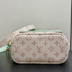 【顶级原单】M2A465沙丘色/绿色 双面子母包购物袋 Neverfull Inside Out BB 手袋 本款 Ne 【顶级原单】M2A465沙丘色/绿色 双面子母包购物袋 Neverfull Inside Out BB 手袋 本款 Ne