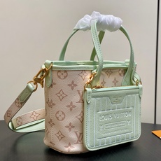 【顶级原单】M2A465沙丘色/绿色 双面子母包购物袋 Neverfull Inside Out BB 手袋 本款 Ne 【顶级原单】M2A465沙丘色/绿色 双面子母包购物袋 Neverfull Inside Out BB 手袋 本款 Ne