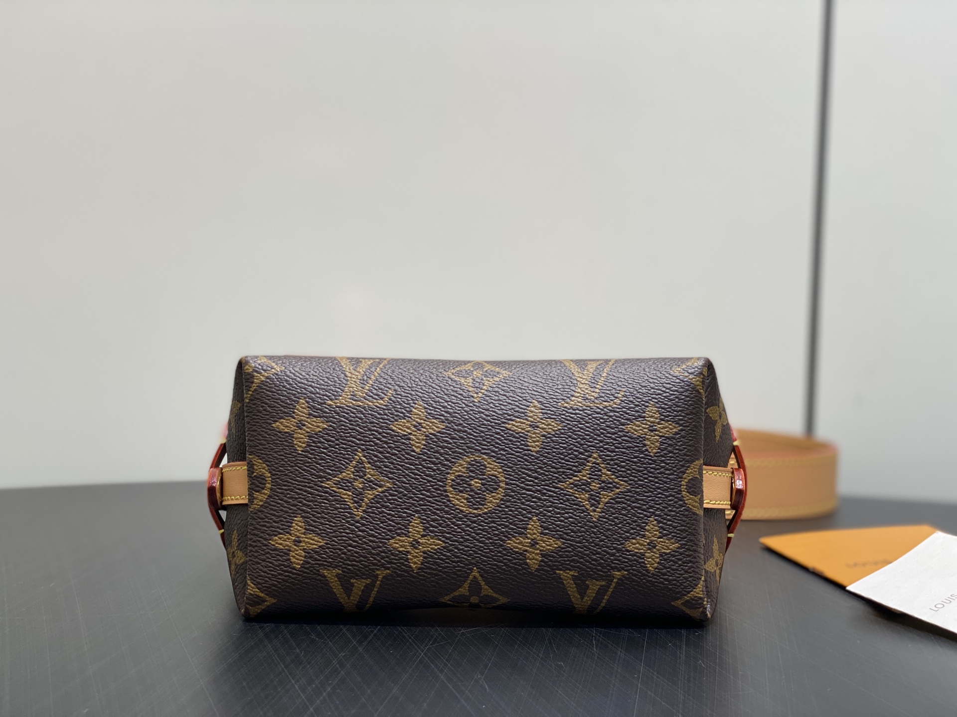 【顶级原单】M2A711老花 迷你斜挎包 NANO CARRYALL 手袋 本款 Nano CarryAll 手袋以玲珑 【顶级原单】M2A711老花 迷你斜挎包 NANO CARRYALL 手袋 本款 Nano CarryAll 手袋以玲珑