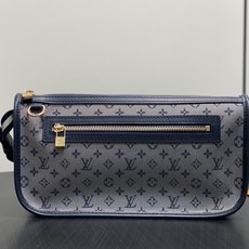 【顶级原单】M92334蓝白 丹宁牛仔开口笑腋下包 Lucille小号手提袋 Vintage Lv手袋丹宁牛仔搭配牛皮饰 【顶级原单】M92334蓝白 丹宁牛仔开口笑腋下包 Lucille小号手提袋 Vintage Lv手袋丹宁牛仔搭配牛皮饰