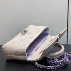 【顶级原单】M2A374米白/紫色幻彩 NANO MADELEINE 手袋 本款 Nano Madeleine Ys手袋 【顶级原单】M2A374米白/紫色幻彩 NANO MADELEINE 手袋 本款 Nano Madeleine Ys手袋