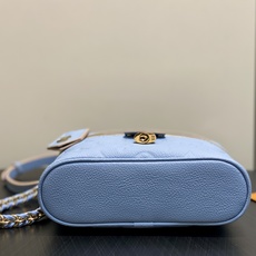 【顶级原单】M2A007蓝色 全皮压花链条包化妆包 VANITY CHAIN POUCH 手袋 m13593本款 Van 【顶级原单】M2A007蓝色 全皮压花链条包化妆包 VANITY CHAIN POUCH 手袋 m13593本款 Van