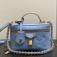 【顶级原单】M2A007蓝色 全皮压花链条包化妆包 VANITY CHAIN POUCH 手袋 m13593本款 Van 【顶级原单】M2A007蓝色 全皮压花链条包化妆包 VANITY CHAIN POUCH 手袋 m13593本款 Van