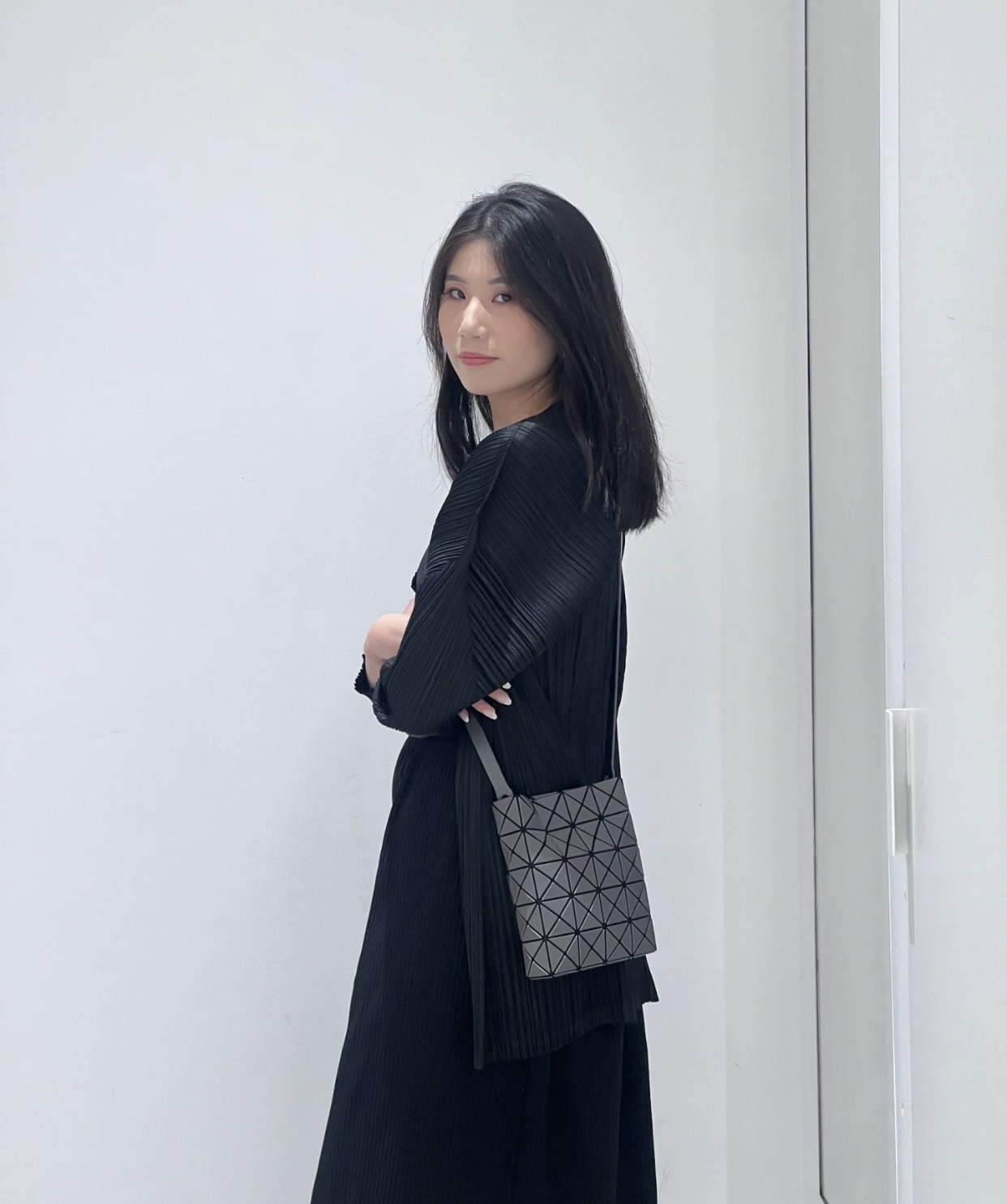 Issey Miyake Bao Bao White Crossbody Bag - Classic & Versatile 8 i1757237949530 4933 0 5