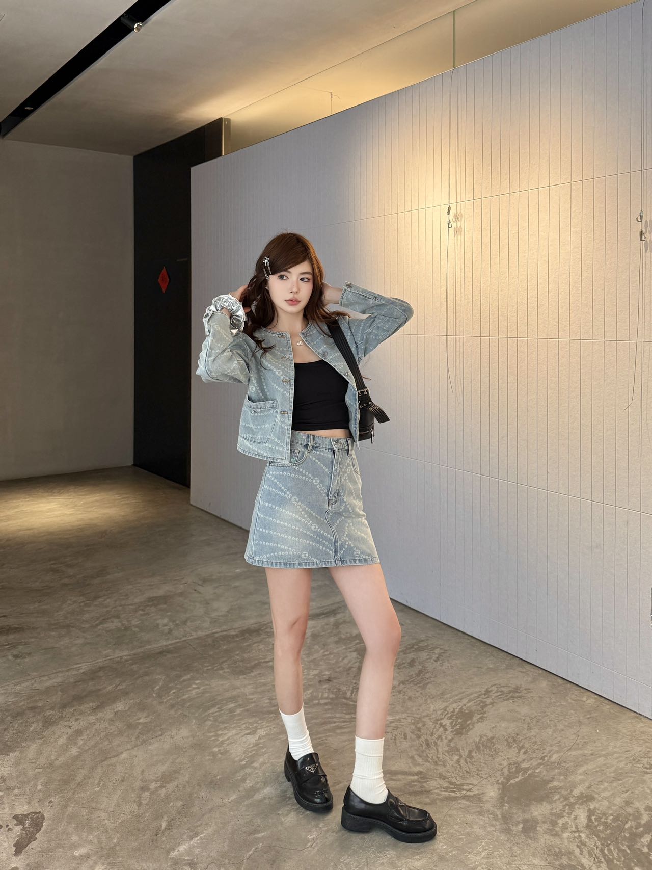 NO:318824,Jacket skirt model picture, skirts, jackets & coats,alexander wang19860909外套短裙模特图,,skirts,jackets & coats,alexander wang,Women's clothing