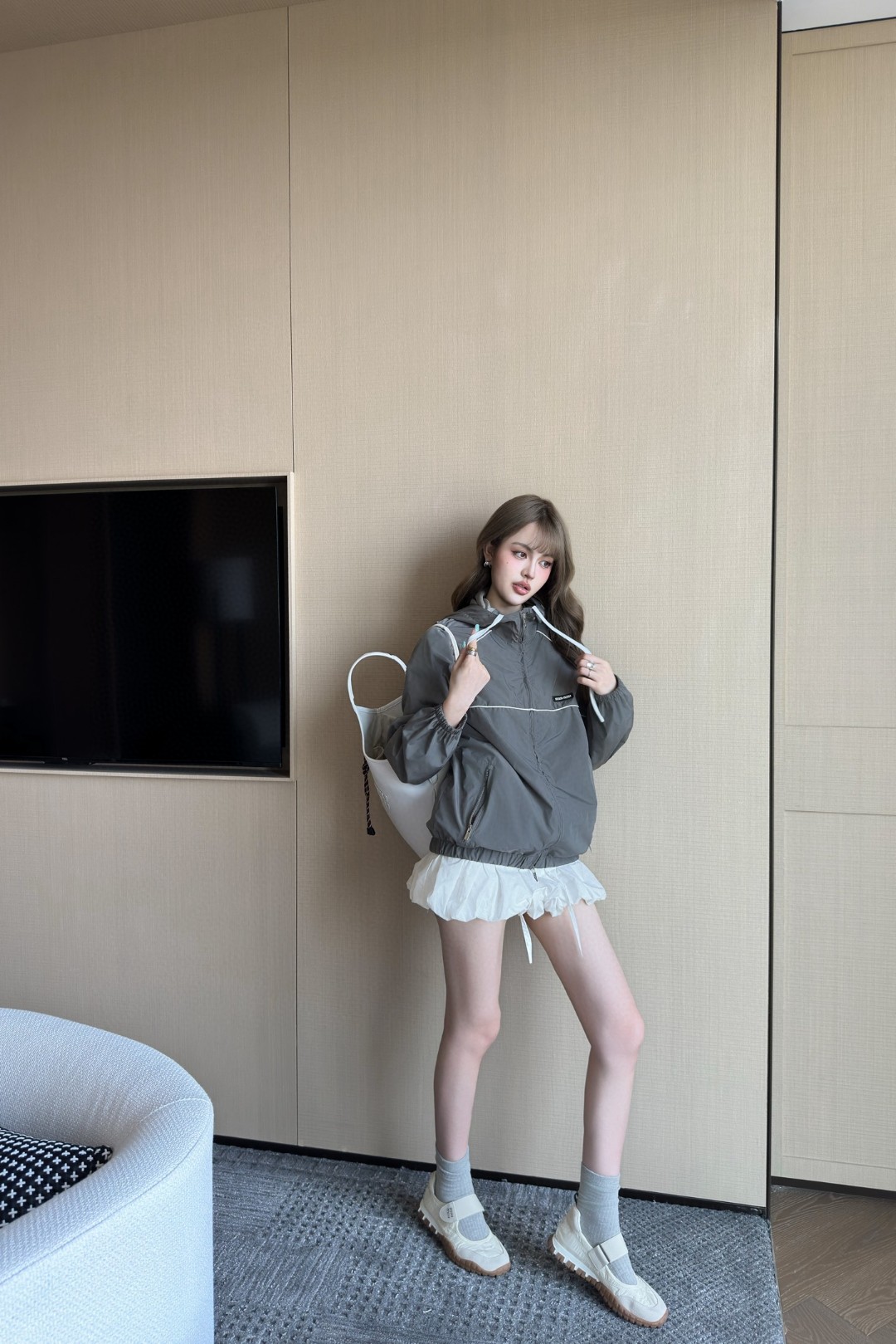 Miu Miu 2025 Hooded Nylon Jacket - Stylish, Comfortable, and Trendy 8 a1745437614076 1735
