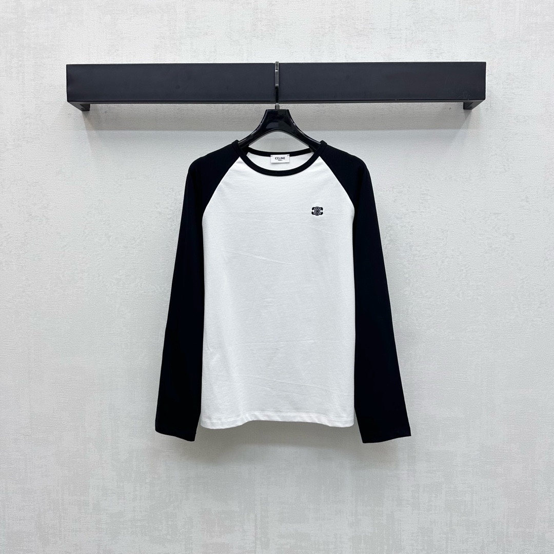 NO:486284,Celin*2025 new product is available on the shelves of round neck embroidered tops with custom YB imported twill cotton, breathable and comfortable, full texture, and the chest is decorated with iconic letter embroidery logo embellishment to highlight the brand tone, surface accessories development, regular long-sleeved tops tailoring to create a personal style, and the inner wear is brilliant and fashionable. High-version, celine, alexander wang19860909Celin*2025新品上架圆领刺绣上衣定制YB进口斜纹棉材质 透气舒适 质感十足 胸前融入标志性字母刺绣徽标点缀装饰 彰显品牌调性 面辅料开发 常规长袖上衣剪裁 打造个性风格 单穿内搭都出彩时髦 高版本,,celine,alexander wang,Women's clothing